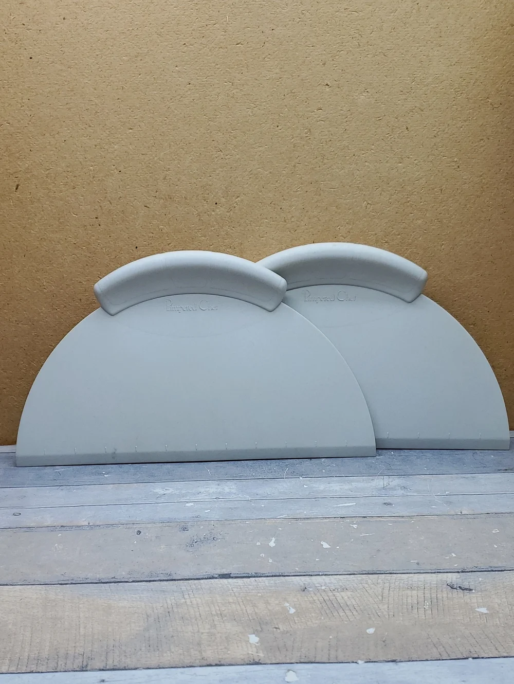 Pampered Chef Lift & Serve (Set of 2)